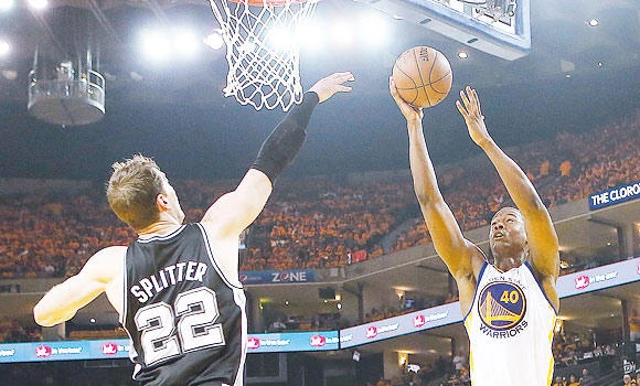 Warriors rally to beat Spurs in overtime, tie series