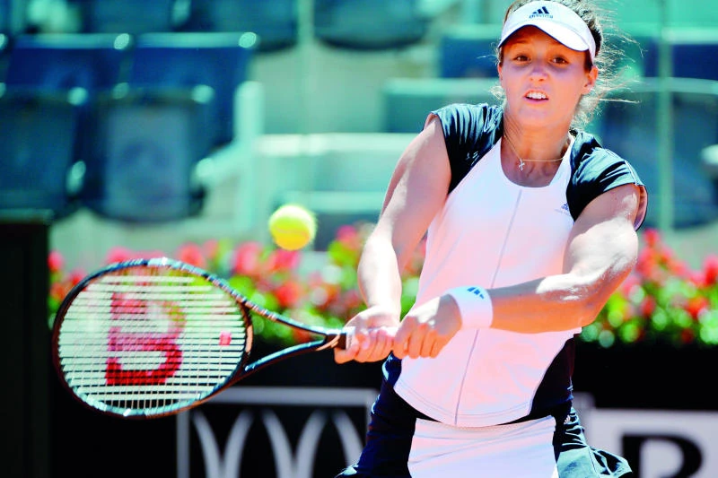 Robson stuns Venus, next up Serena
