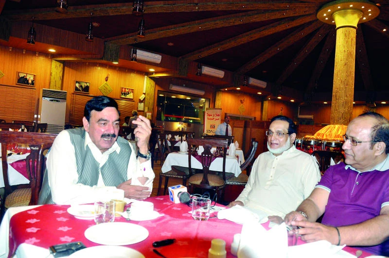 Sharif can help overseas Pakistanis, says ex-minister