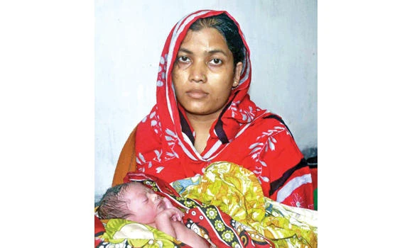 Bangladesh baby born during storm named after cyclone