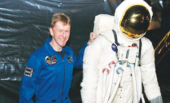 British astronaut ‘Major Tim’ to fly to ISS