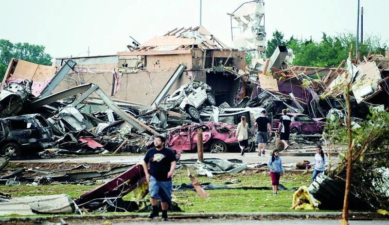 Deadly tornado rips through Oklahoma City