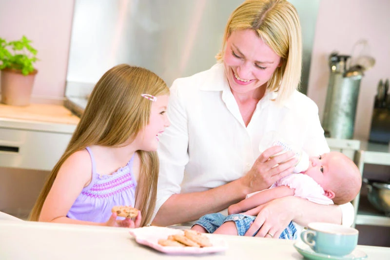 Show your baby ‘milky’ way with motherly touch