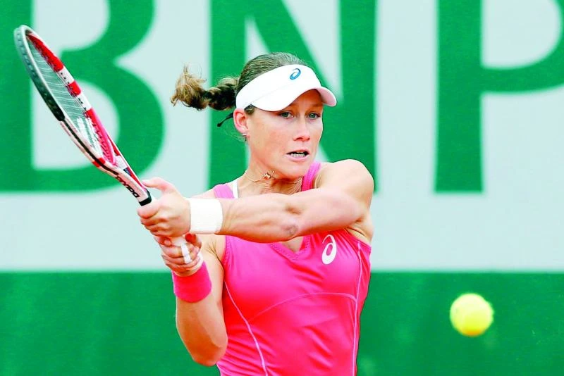 Stosur breezes past Date-Krumm