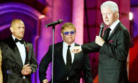Clinton, celebs come together to fight AIDS