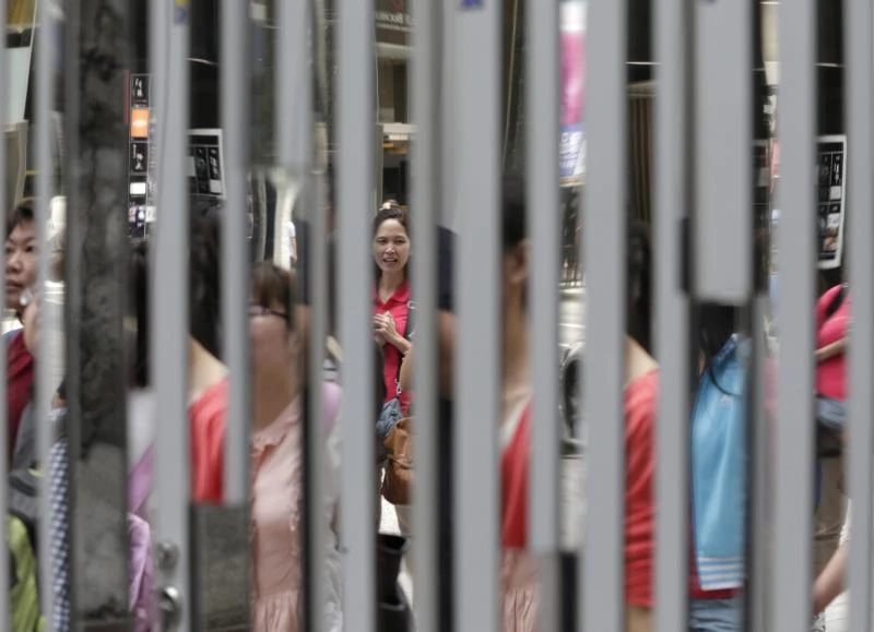Global luxury market set for slower growth: study