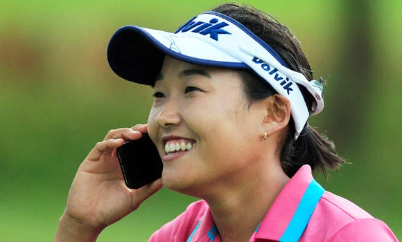 Lee captures shortened LPGA event
