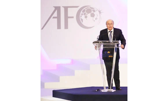 Blatter urges Asia to seek more World Cup places