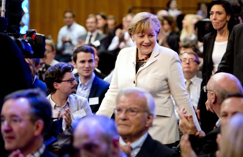 Germans blame euro zone crisis for Eurovision debacle