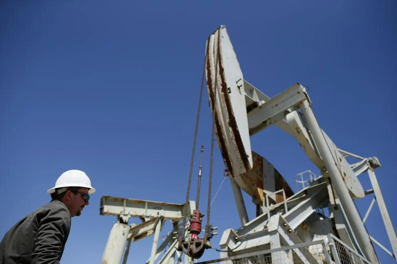 Brent falls below $ 100
