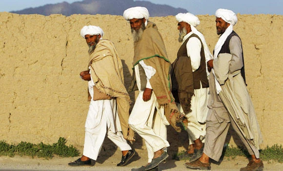 Afghan minister names ‘corrupt’ MPs in house