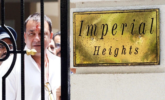 Bollywood bad boy Dutt held in ‘terrorist’ jail cell