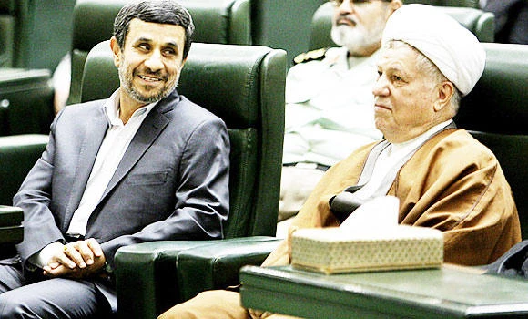 Iran bars two top figures from vote