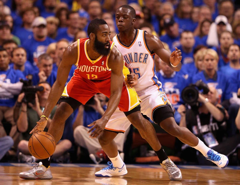 Harden returns to haunt Thunder as Rockets stay alive