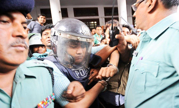 Owner blamed for Bangladesh building disaster