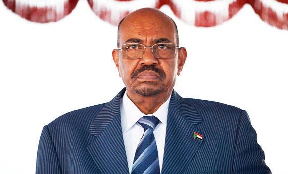 Sudan suspends two top dailies for critical coverage