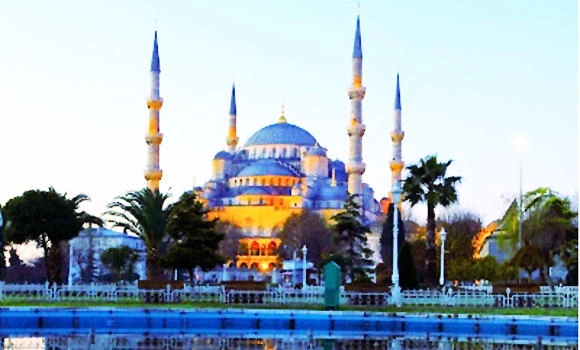 Turkey expects 400,000 Saudi tourists in 2013