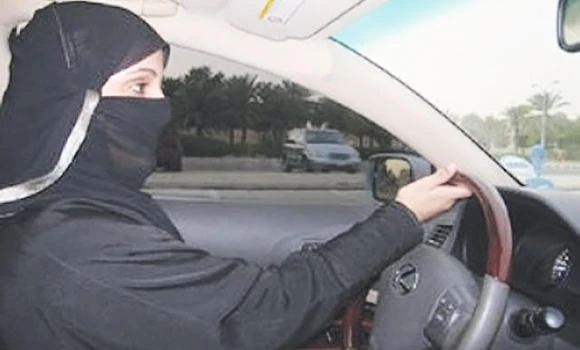 Gulf women drivers reject the idea of removing veil