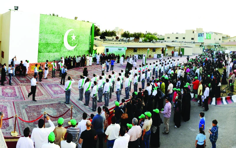 PISJ-ES unveils Pakistani flag created with thumb impressions