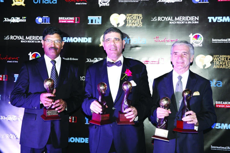 Al-Khozama wins top travel awards