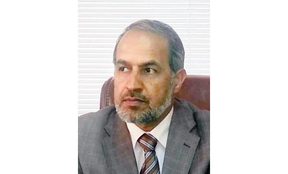 Afghan traders need to correct status too