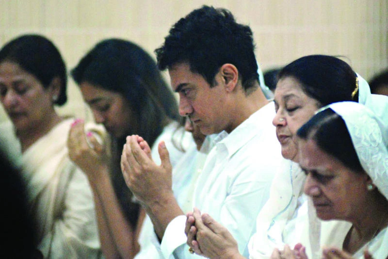 Aamir, Deepika attend Jiah Khan’s prayer meet