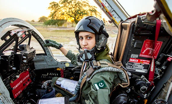 Pakistan woman fighter pilot wins gender battle