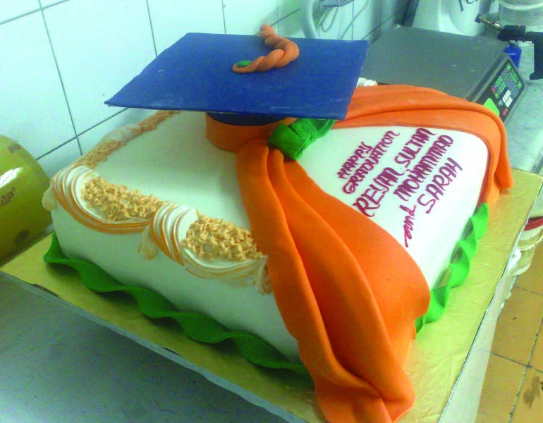 Students’ success ‘sweetens’ cake business