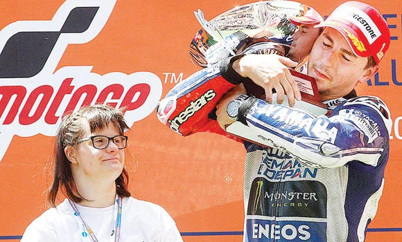 Lorenzo wins Catalonia GP