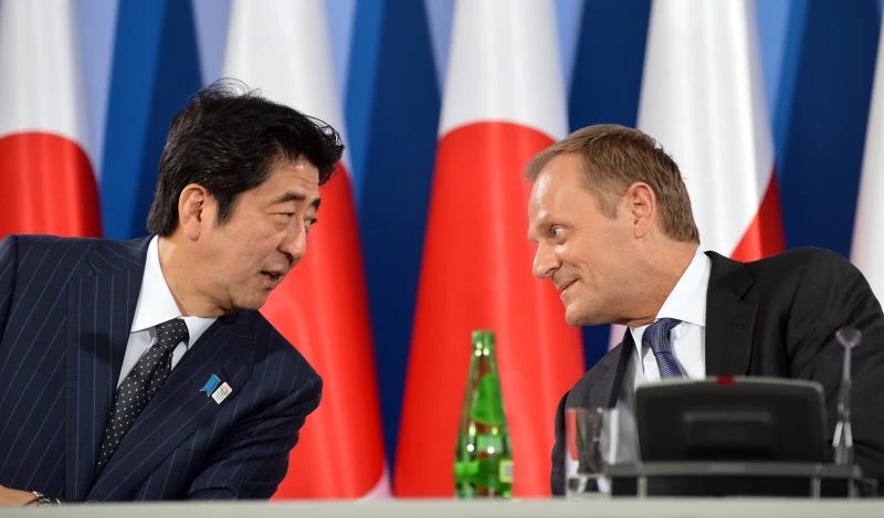 G8 faces uncertain recoveries, turbulent markets