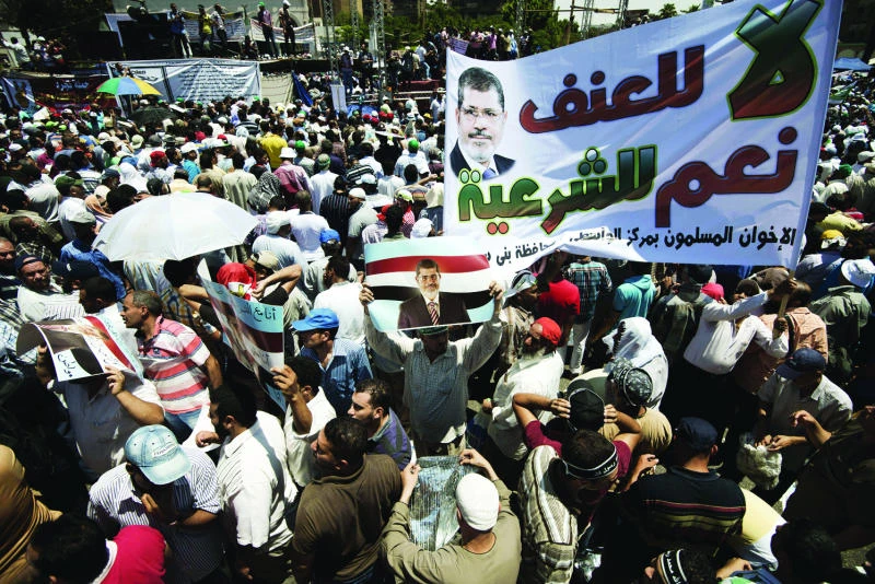 Thousands rally for Mursi amid tension, polarization