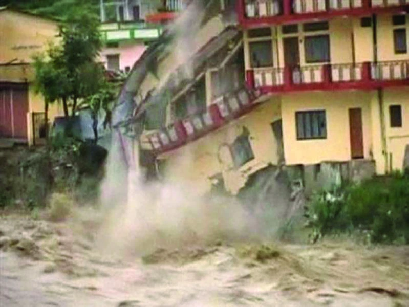 India flood toll mounts over 550