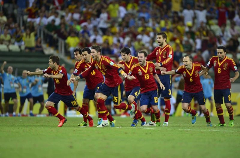 Nerveless Navas sends Spain into Confed final