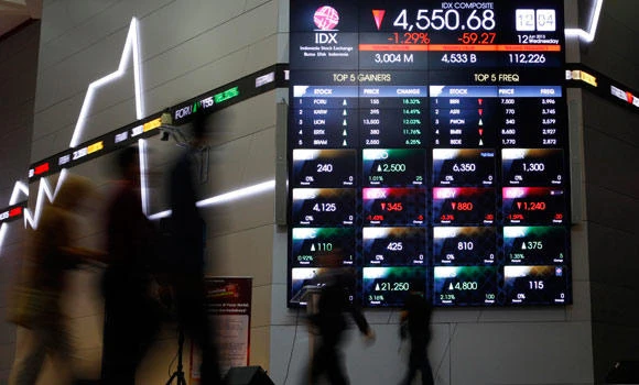 Indonesia moves to shore up declining rupiah