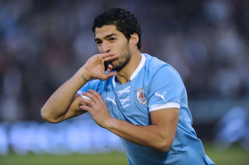 Suarez: Here for Uruguay, not playing for transfer