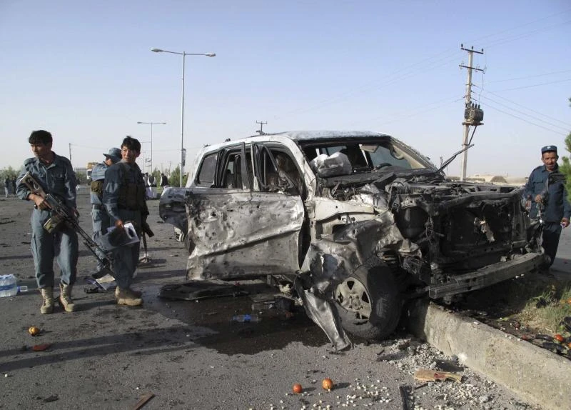 Afghan police chief survives car bomb attack