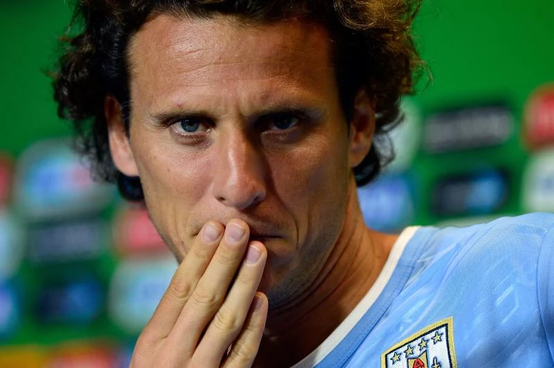 Forlan set to play 100th game for Uruguay
