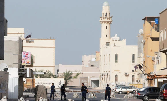 Bahrain jails 6 for 10 years