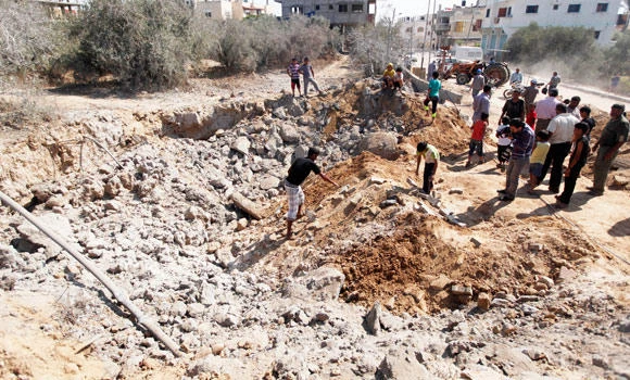 Israeli aircraft strike targets in Gaza Strip