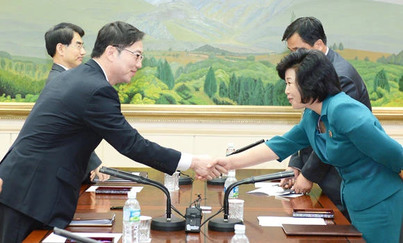 Koreas to hold senior level meeting in Seoul