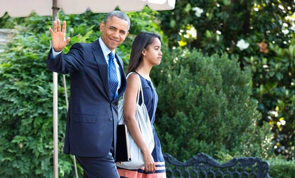 Obama begins Africa visit