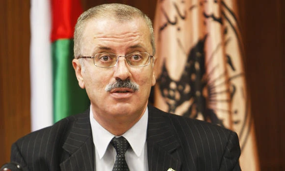Abbas chooses respected academic as Palestinian PM