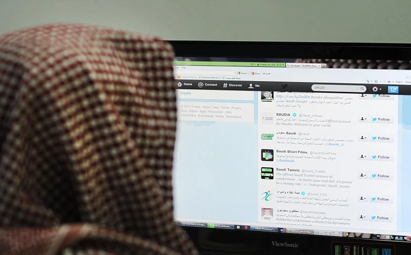 Study: Saudis share almost ‘everything’ on the Web