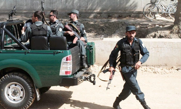 Taleban gunmen with fake IDs attack Karzai’s palace