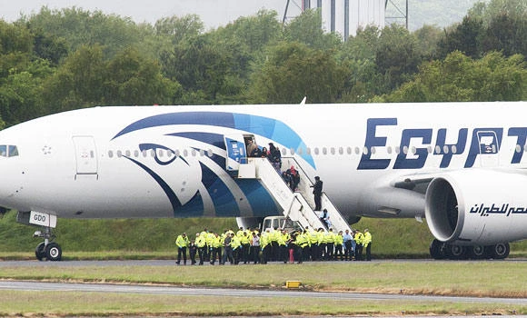UK: Five from diverted plane claim asylum