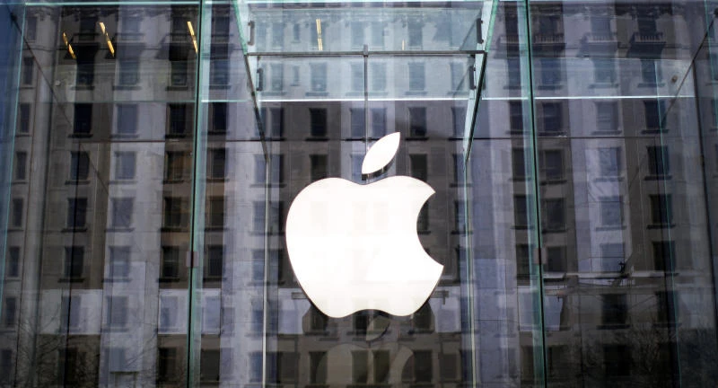 US panel backs Samsung, bans older Apple devices