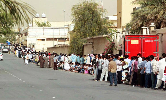 Go to airport 20 days after getting exit visas, expats told