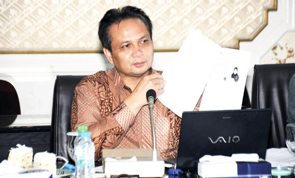 Jakarta blames Tarheel for slow processing