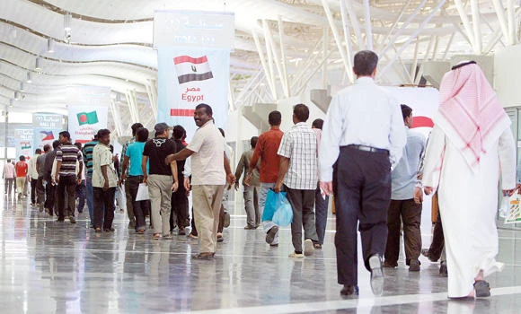 Hundreds seek work at job fair