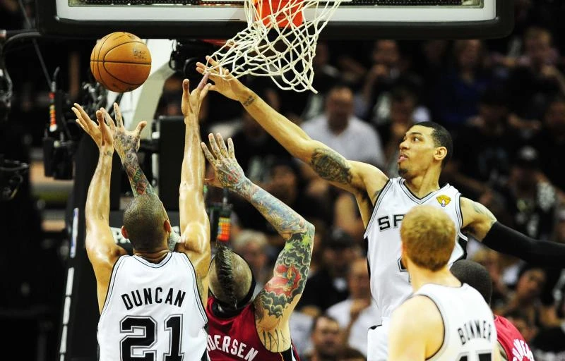 Spurs rout Heat 113-77 in Game 3 of NBA Finals